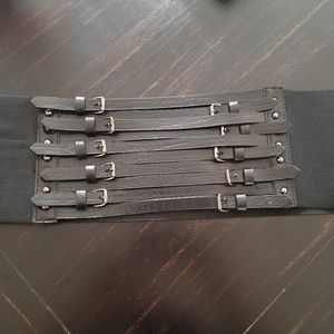 Torrid wide belt